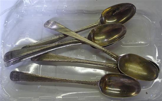 Set of 6 George III silver teaspoons with stags head armorial